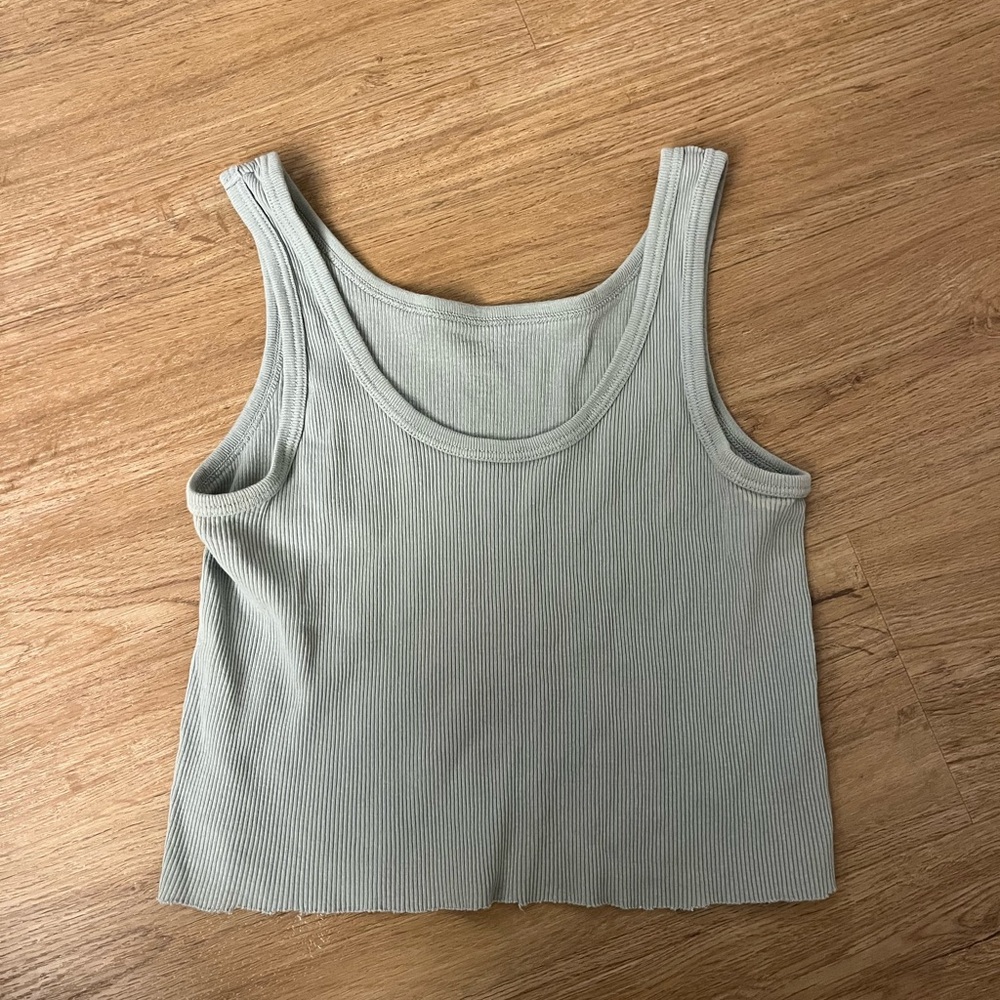 Brandy Melville Cropped Tank Top in Sage Green